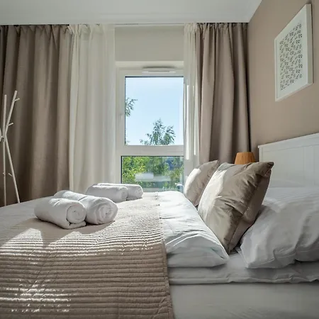 Lniany 36 - Balkon Z Widokiem, Winda, Bezplatny Podziemny Parking *